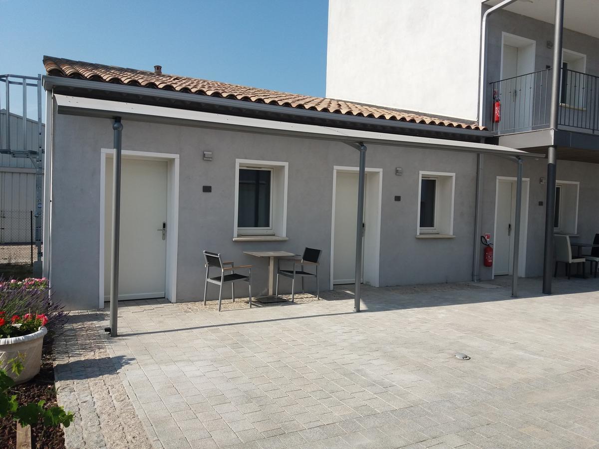 Hotel Le Cay Roquebrune-sur-Argens Exterior foto