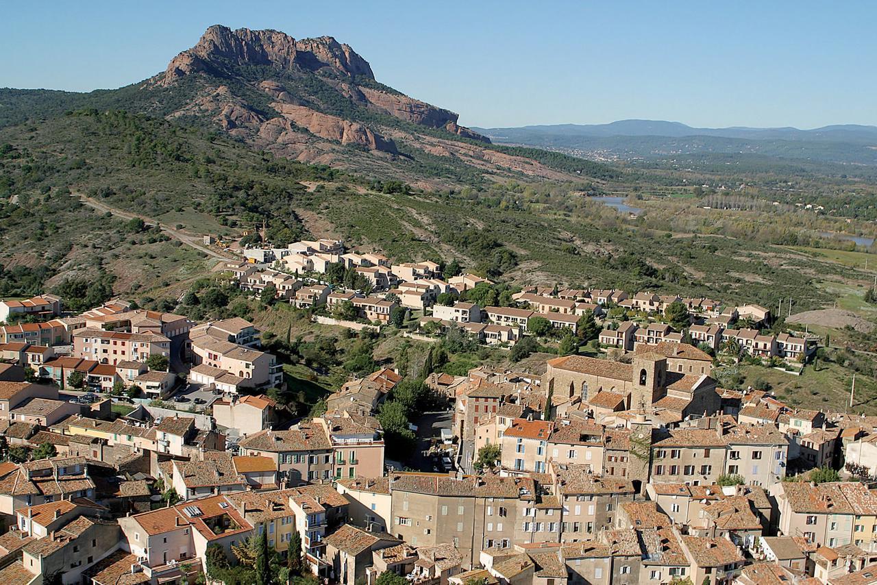 Hotel Le Cay Roquebrune-sur-Argens Exterior foto